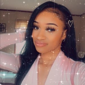 Meet your Posher, Raina